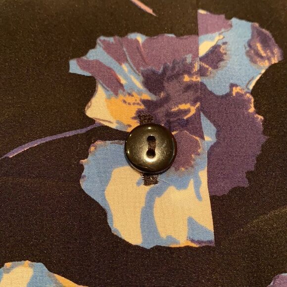 Tucker belted dress  - Picture 8 of 8